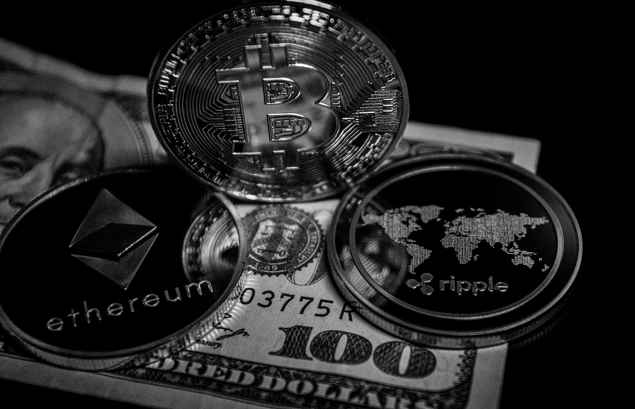 比特幣歷史巔峰價格探究，數(shù)字貨幣的最高價格是多少？
